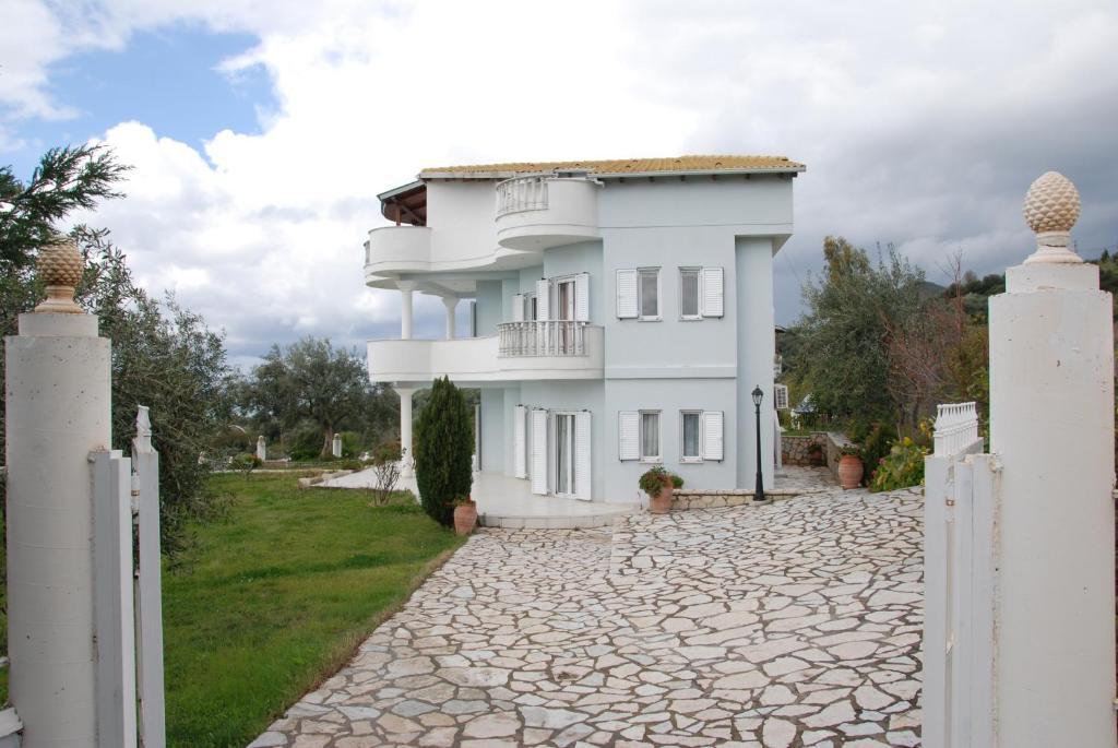 Villa Alex Ríza Exteriör bild